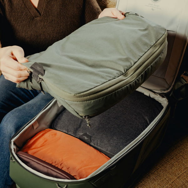Peak Design Travel Backpack 2-in-1 40 Liter - Sage