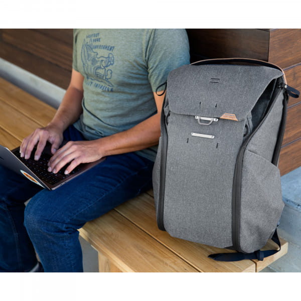 Peak Design Everyday Backpack - Charcoal