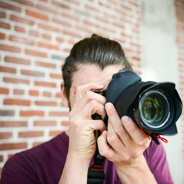 Peak Design Shell Large (L) - Wetterfeste Schutzhülle für große Profi-DSLRs oder Kameras mit Batteri