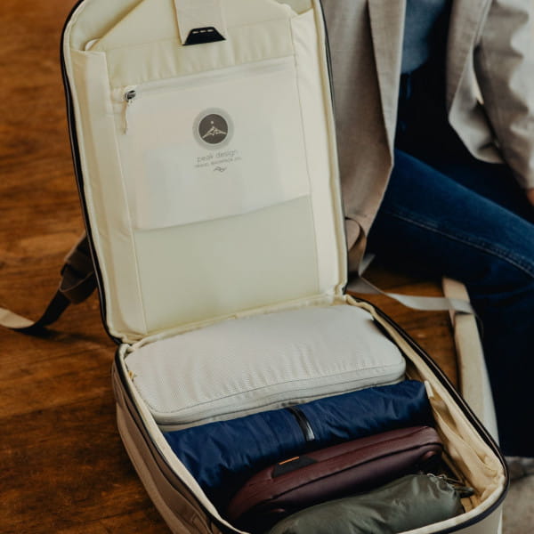 Peak Design Travel Backpack 20 Liter - Stone