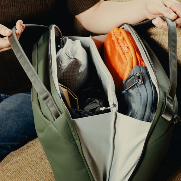 Peak Design Travel Weekender 25 Liter - Sage