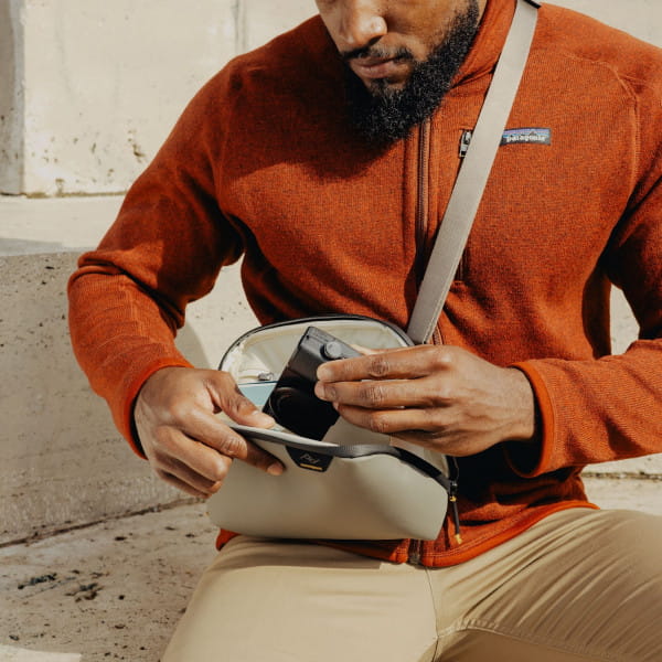 Peak Design Travel Crossbody 3 Liter - Stone