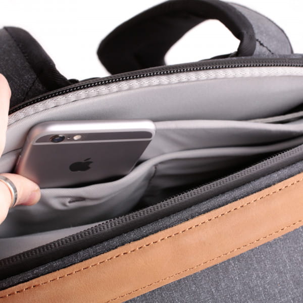 Peak Design Everyday Backpack - Charcoal